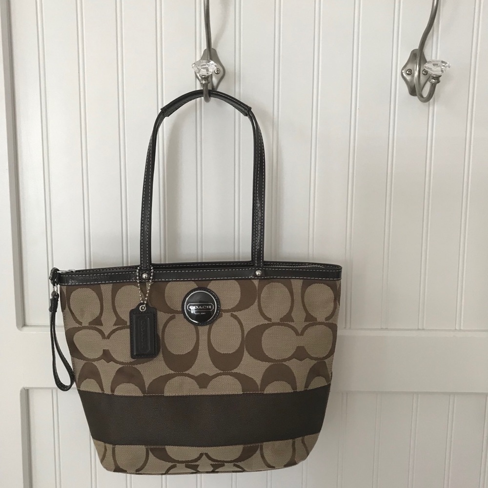 Coach Canvas Signature Tote Bag